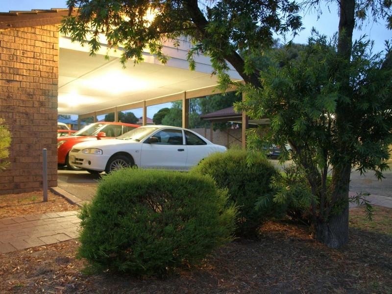 8/255 Main South Road, Hackham West SA 5163