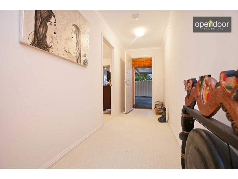 17A Dominic Crescent, Morphett Vale SA 5162