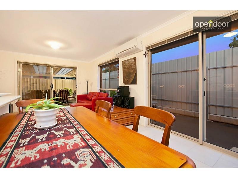 17A Dominic Crescent, Morphett Vale SA 5162