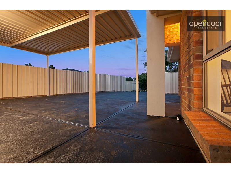 17A Dominic Crescent, Morphett Vale SA 5162