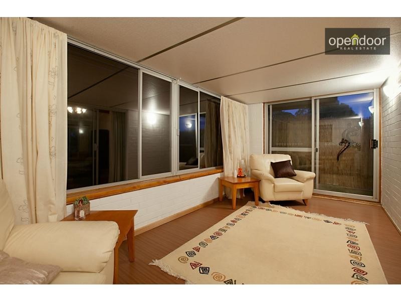 15 Janet Crescent, Morphett Vale SA 5162