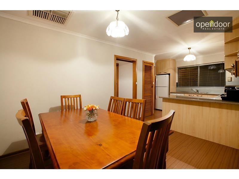 15 Janet Crescent, Morphett Vale SA 5162