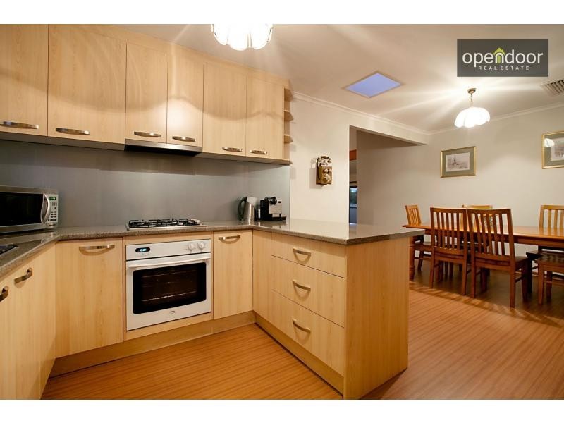 15 Janet Crescent, Morphett Vale SA 5162
