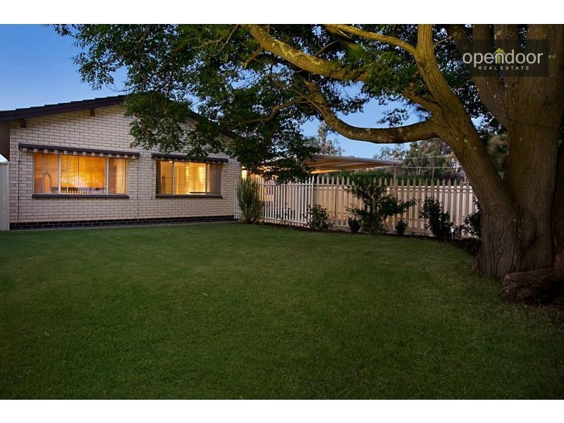 15 Janet Crescent, Morphett Vale SA 5162