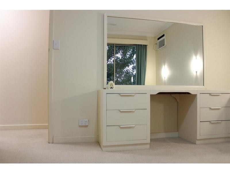 34 Burns Court, Morphett Vale SA 5162