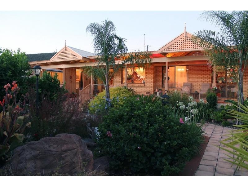 24 Baanga Road, Morphett Vale SA 5162