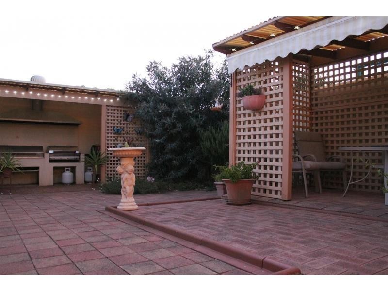 24 Baanga Road, Morphett Vale SA 5162