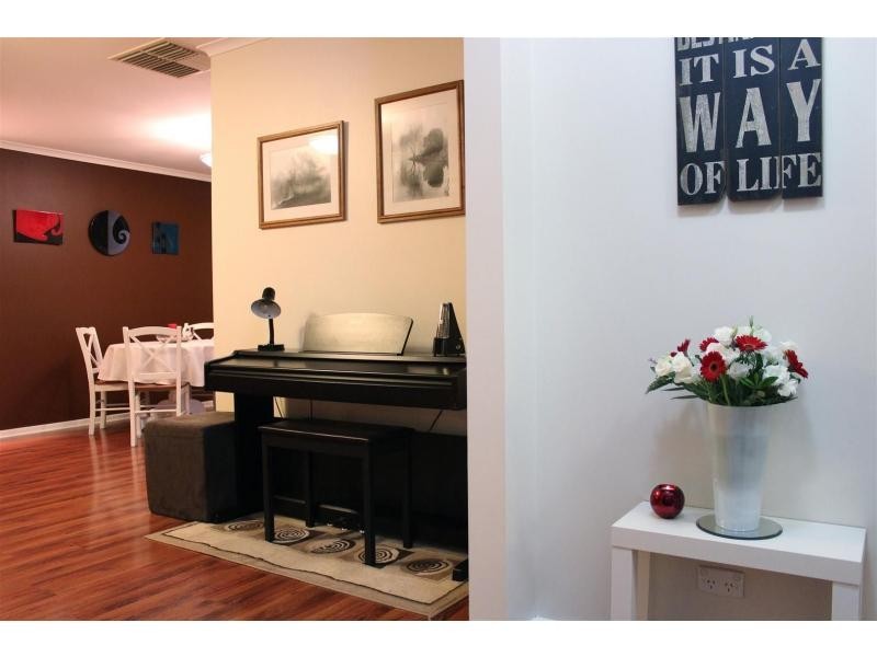 184 The Cove Road, Hallett Cove SA 5158