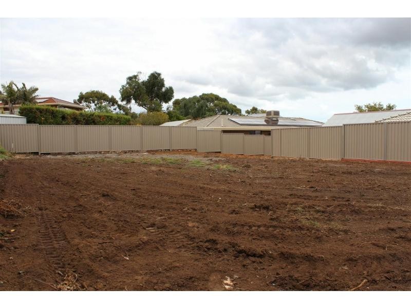 17 St Martins Court, Woodcroft SA 5162