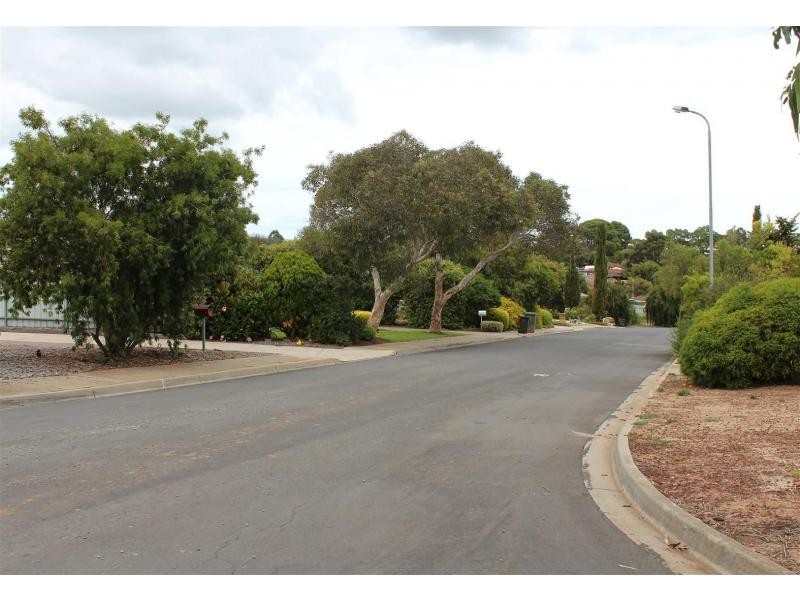 17 St Martins Court, Woodcroft SA 5162
