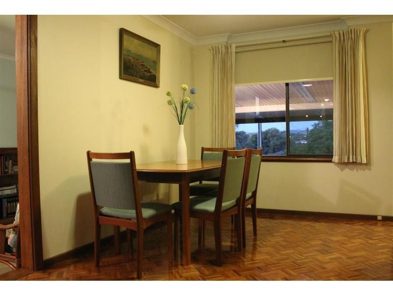 11 Janet Crescent, Morphett Vale SA 5162