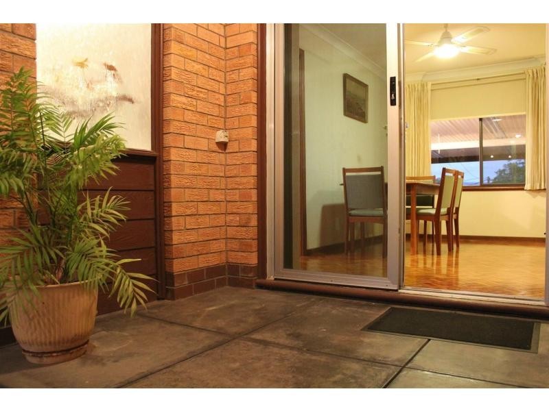 11 Janet Crescent, Morphett Vale SA 5162