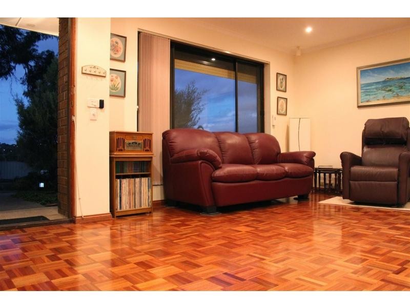 4 Charlotte Drive, Morphett Vale SA 5162