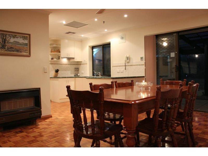 4 Charlotte Drive, Morphett Vale SA 5162
