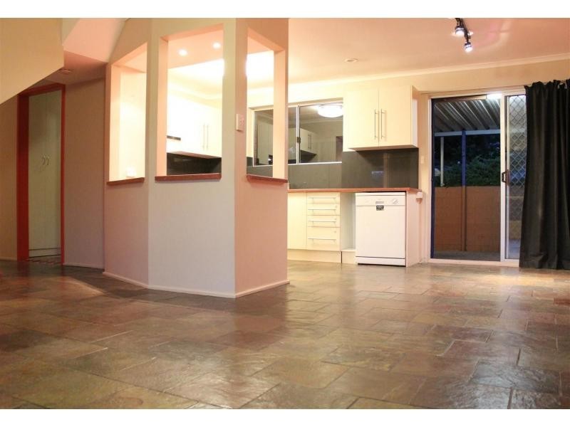 30 Lillian Street, Huntfield Heights SA 5163