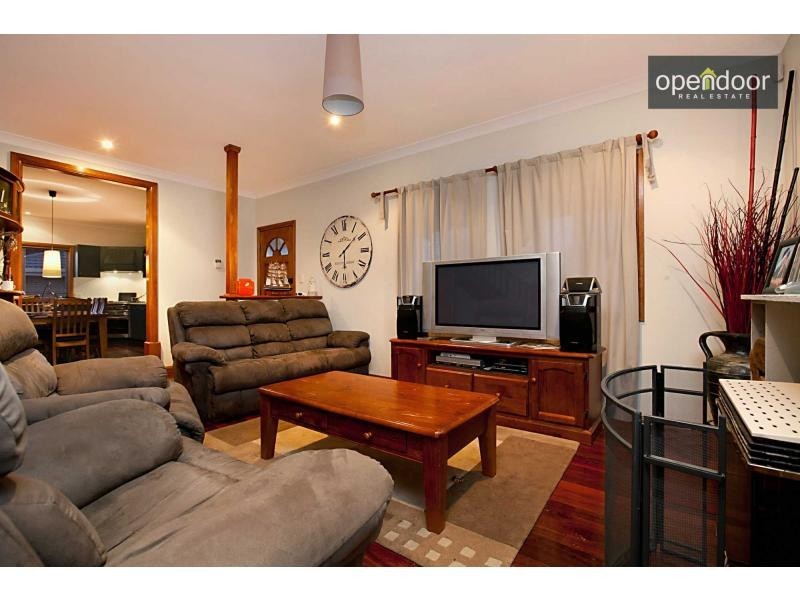 33 Trim Crescent, Old Noarlunga SA 5168