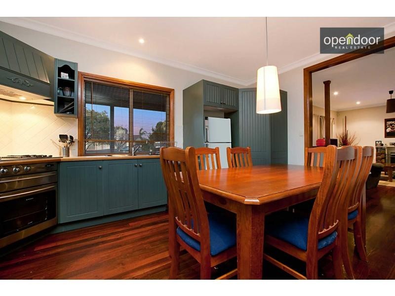 33 Trim Crescent, Old Noarlunga SA 5168