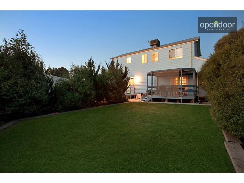 33 Trim Crescent, Old Noarlunga SA 5168