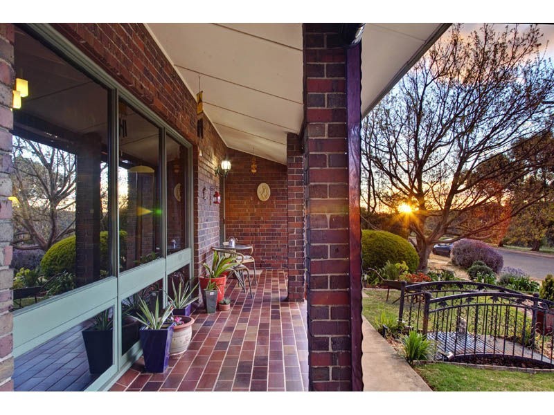 16 Beresford Avenue, Christie Downs SA 5164