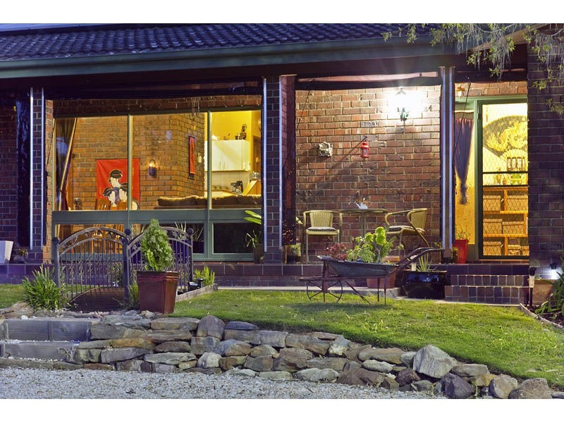 16 Beresford Avenue, Christie Downs SA 5164