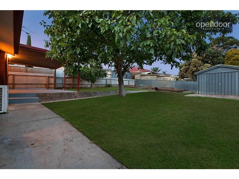 22 Wakefield Avenue, Morphett Vale SA 5162