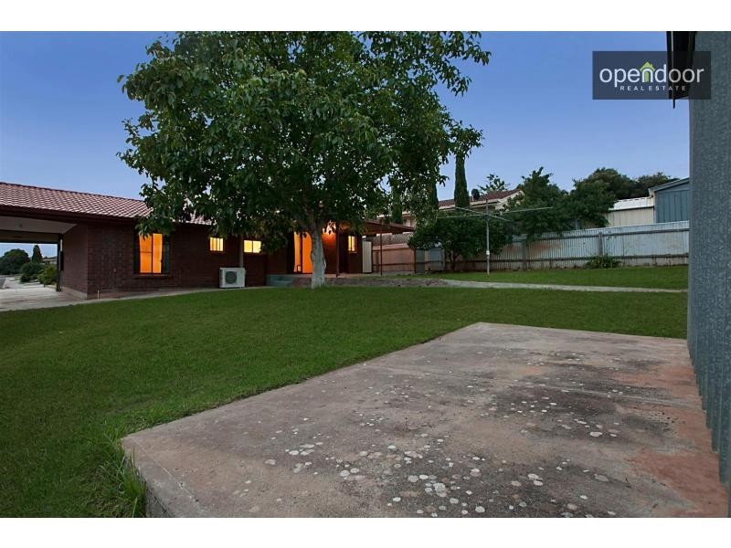 22 Wakefield Avenue, Morphett Vale SA 5162
