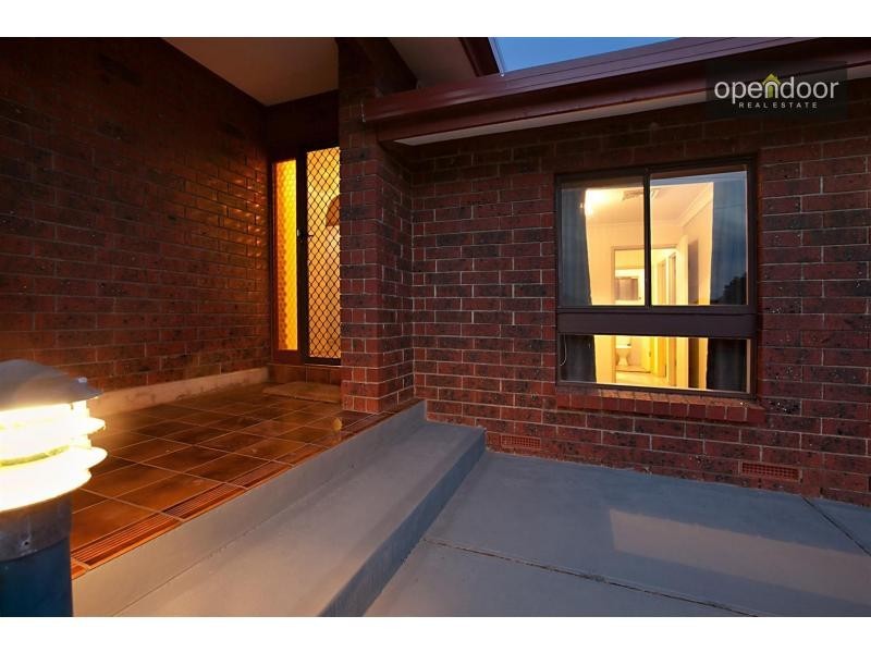 22 Wakefield Avenue, Morphett Vale SA 5162