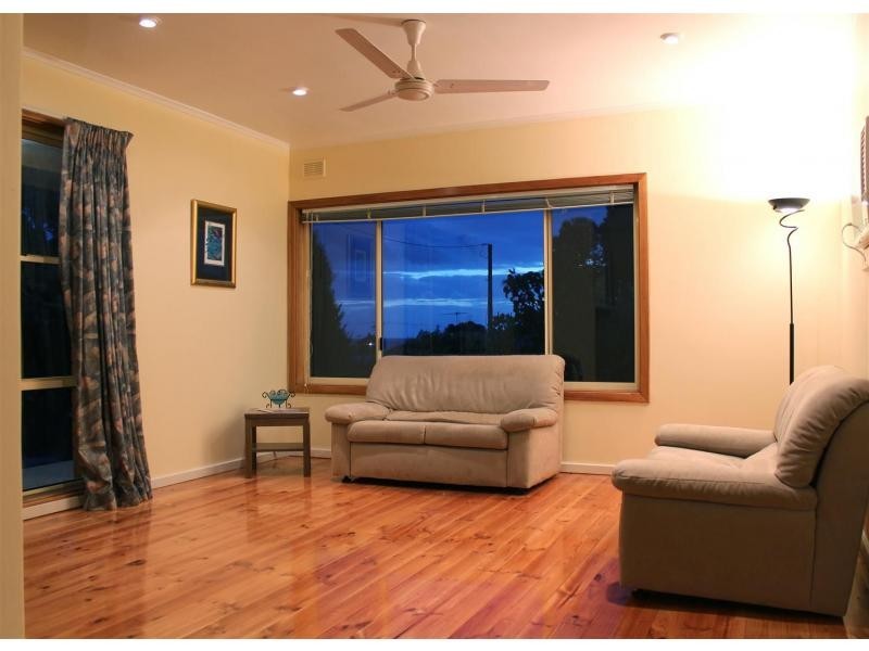 10 Gumeracha Road, O’sullivan Beach SA 5166