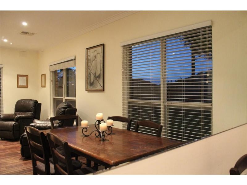 15 Roger Road, Morphett Vale SA 5162