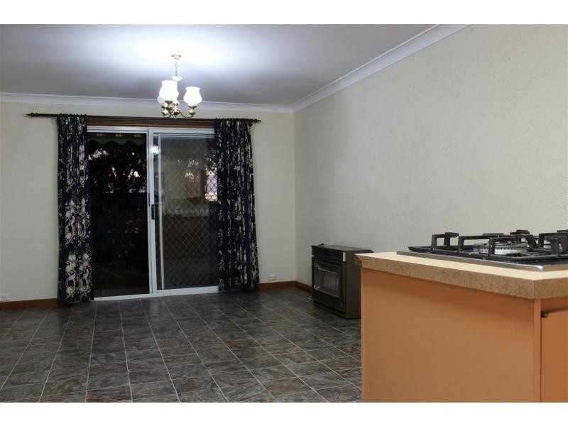 28 Freeman Avenue, Morphett Vale SA 5162