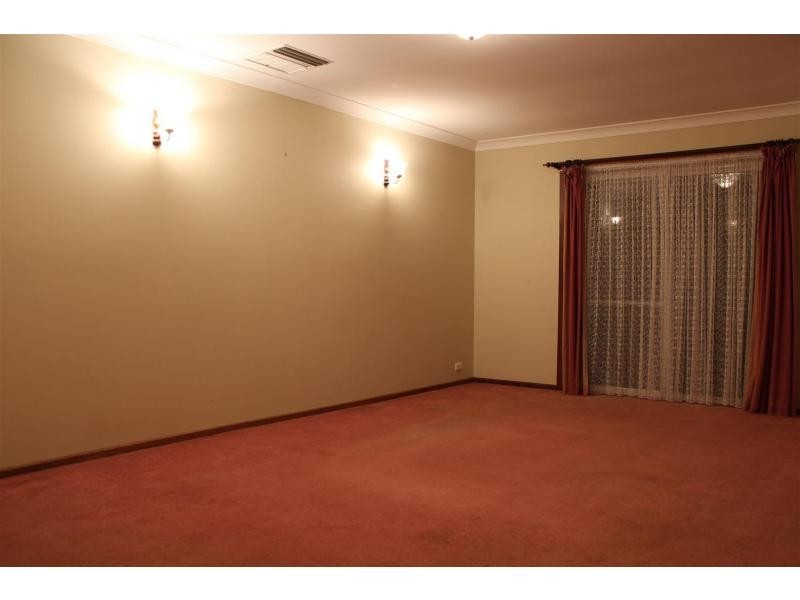 28 Freeman Avenue, Morphett Vale SA 5162