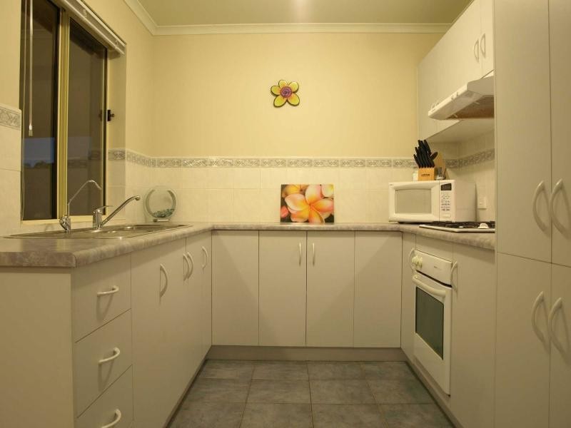 18 Jimmy Watson Drive, Woodcroft SA 5162