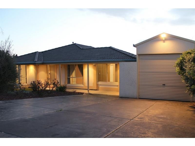 58 Investigator Drive, Woodcroft SA 5162