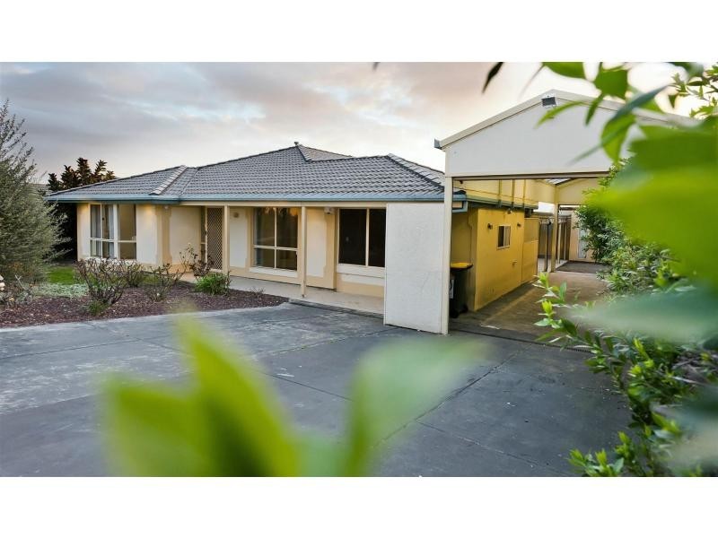 58 Investigator Drive, Woodcroft SA 5162