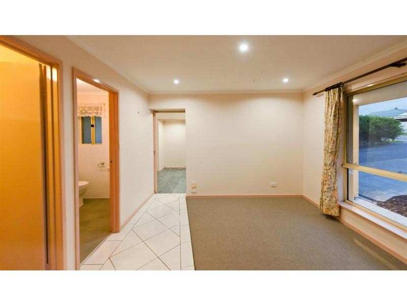 58 Investigator Drive, Woodcroft SA 5162