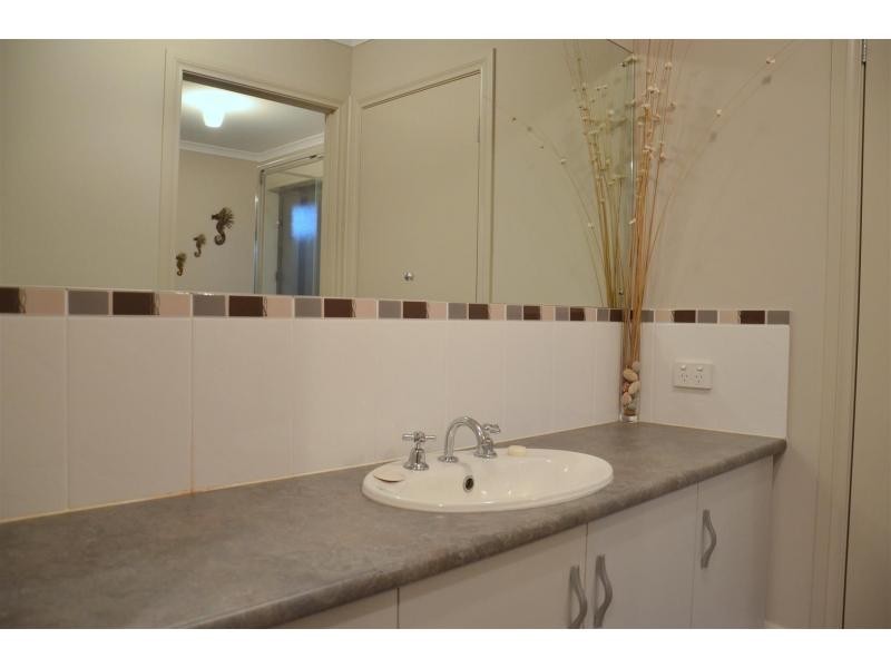 77 Dover Street, Aldinga Beach SA 5173