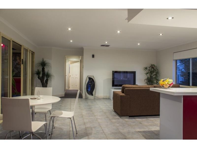 38 Marla Crescent, Noarlunga Downs SA 5168