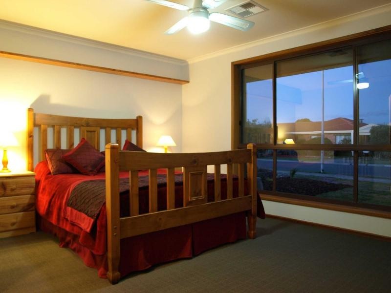 11 Addison Street, Aldinga Beach SA 5173