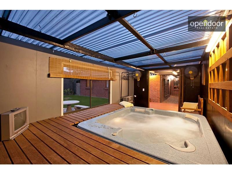 11 Addison Street, Aldinga Beach SA 5173