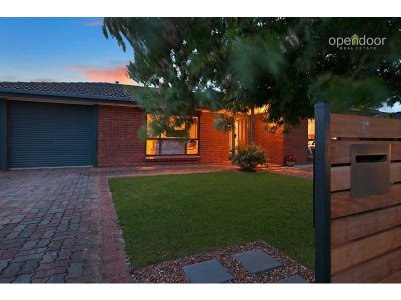 11 Addison Street, Aldinga Beach SA 5173