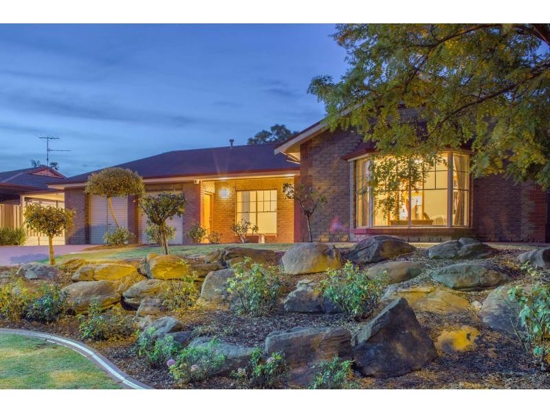 10 River Road, Port Noarlunga SA 5167