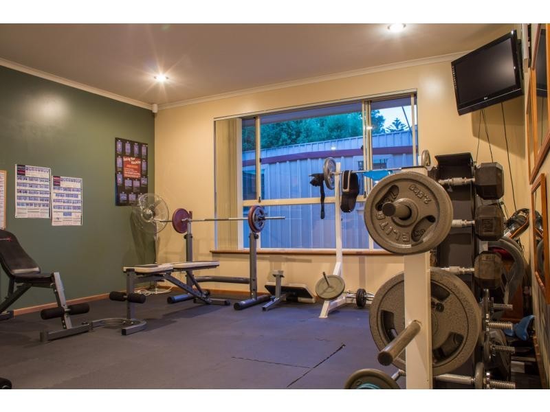 10 River Road, Port Noarlunga SA 5167