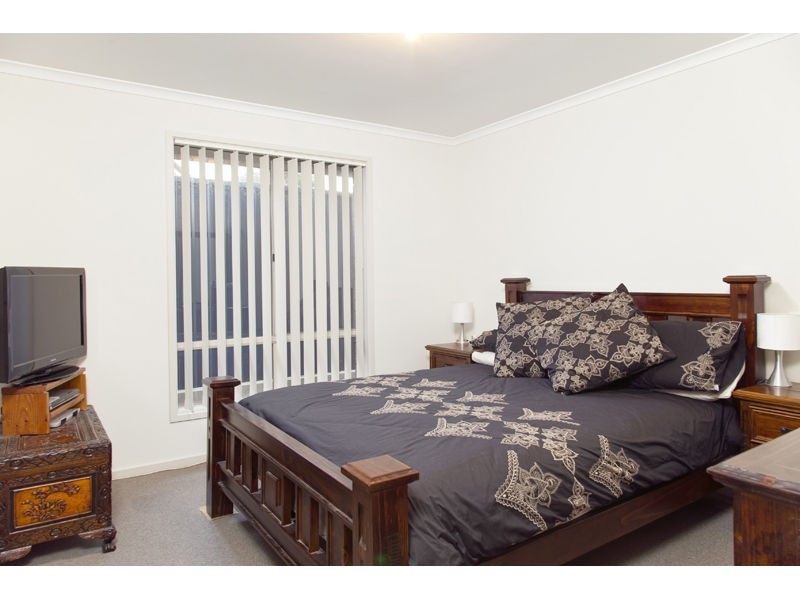 18 Guy Street, Christie Downs SA 5164