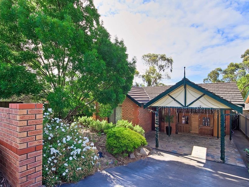 53 Black Road, Flagstaff Hill SA 5159