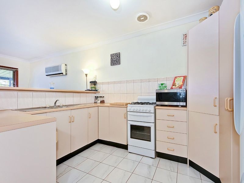 53 Black Road, Flagstaff Hill SA 5159