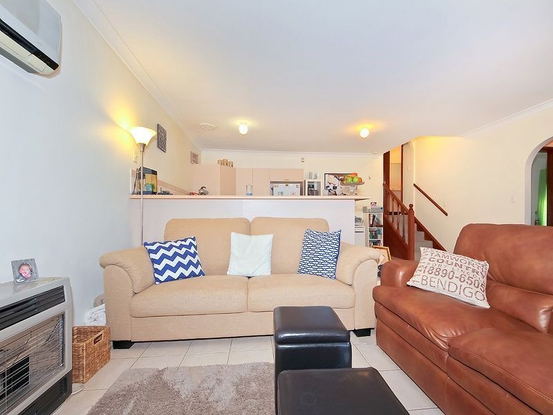 53 Black Road, Flagstaff Hill SA 5159