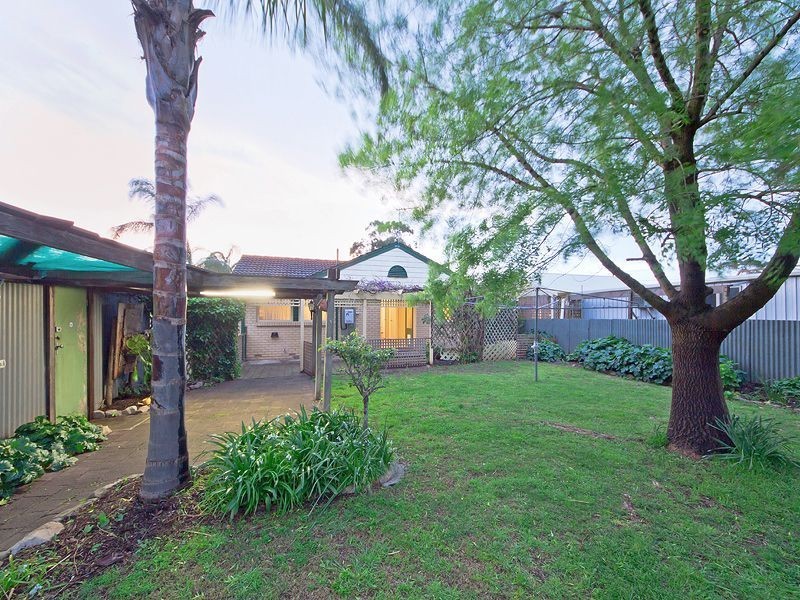 26 Mallett Avenue, Morphett Vale SA 5162