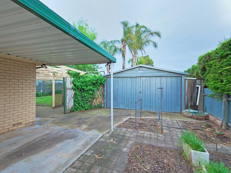 26 Mallett Avenue, Morphett Vale SA 5162