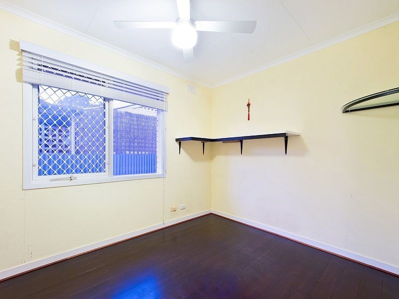 26 Mallett Avenue, Morphett Vale SA 5162