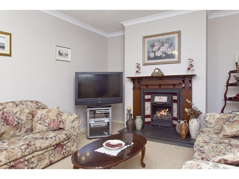 16 Ardross Crescent, Morphett Vale SA 5162
